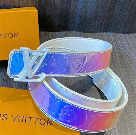 cinturon louis vuitton brillante|Cinturones .